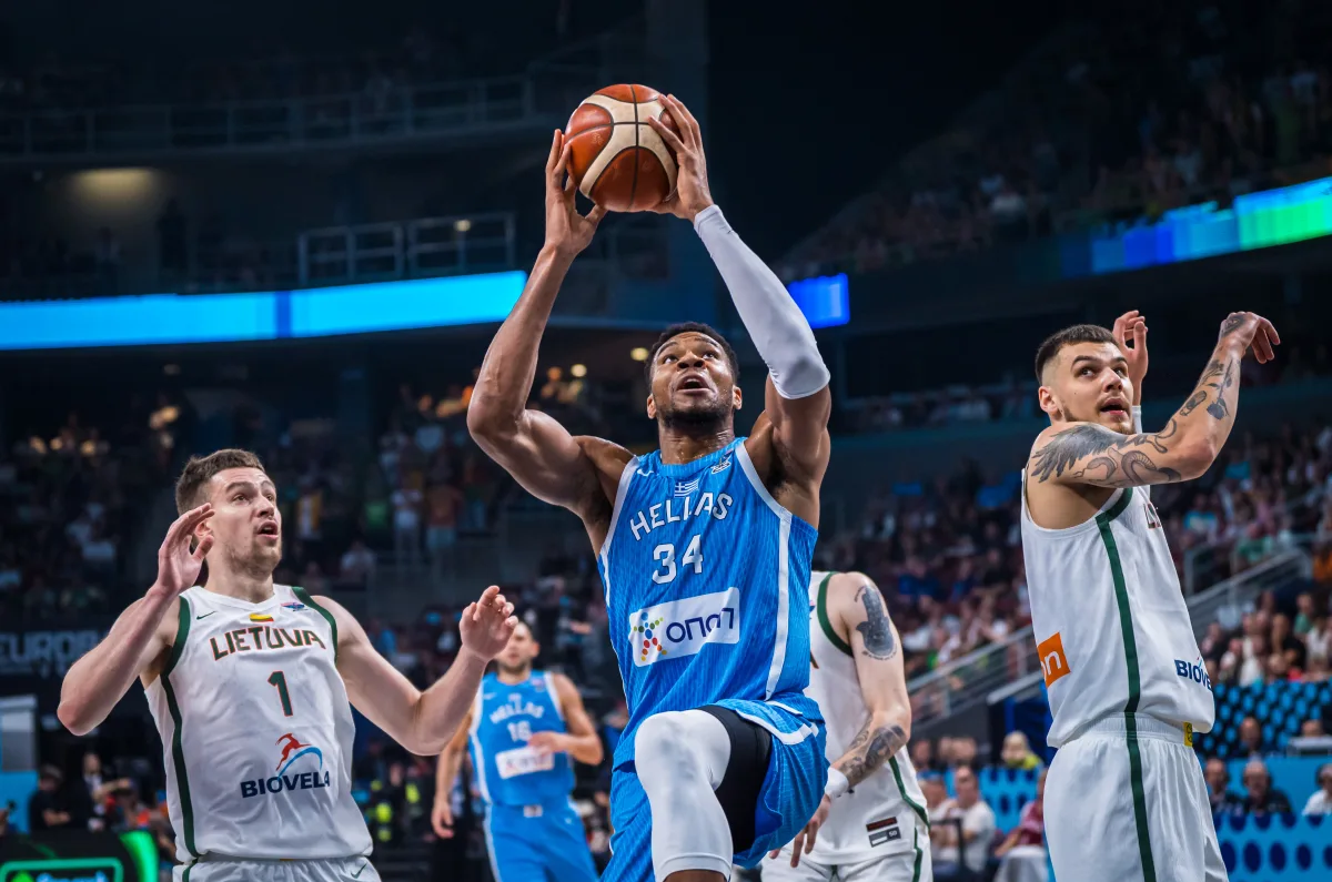 开云官网登录入口包含太狠了！广厦男篮围绕全明星赛绝杀压哨浙江稠州转会期状态回暖，赛后阿斯顿维拉调整名单以备法国杯的词条